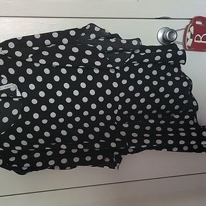 Women's black/white blouse